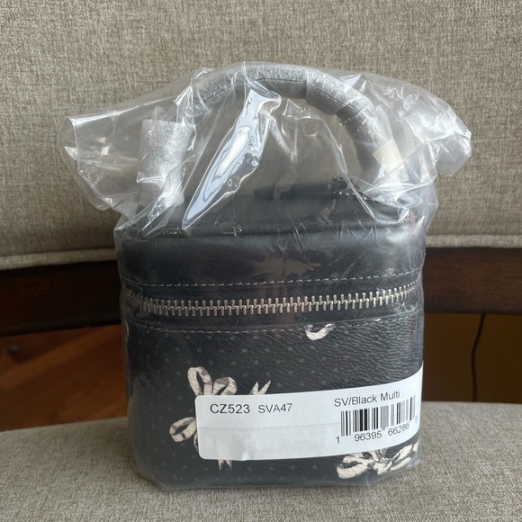 NWT!COACH AVA CROSSBODY BAG WITH BOW PRINT(COACH CZ523)fast shipping V-DAY GIFT - Picture 8 of 13